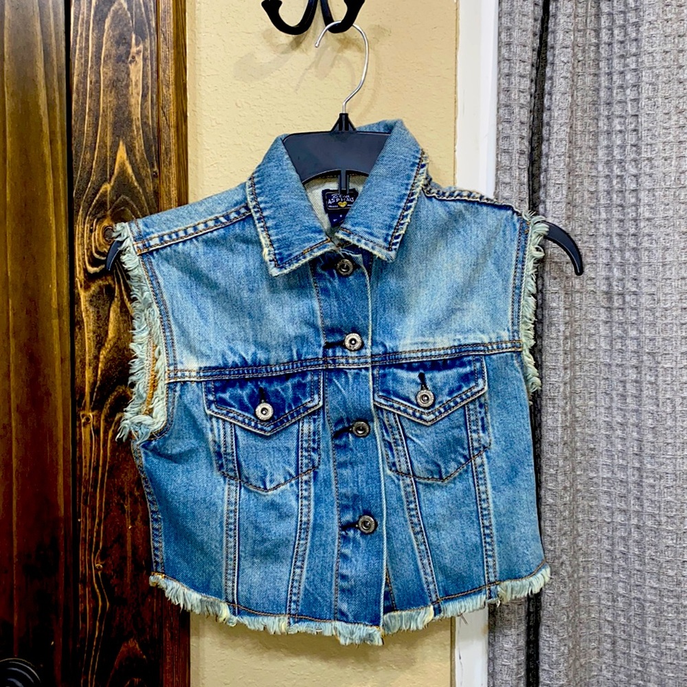Size Small jean vest with laced back!
